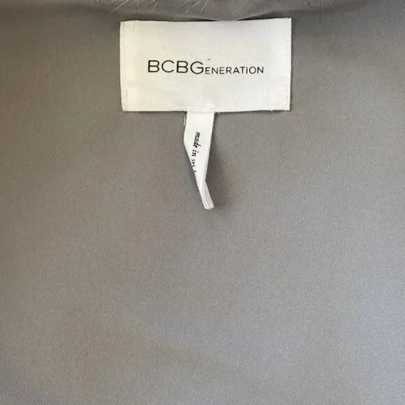 BCBGENERATION VEST FAUX SILVER FOX FUR NWOT~SZ XS - Picture 5 of 5